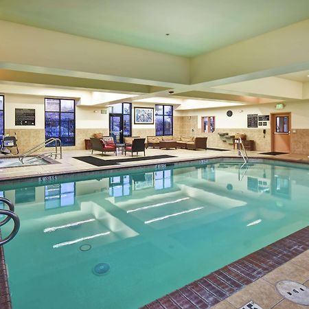 Hampton Inn & Suites Folsom Exteriör bild