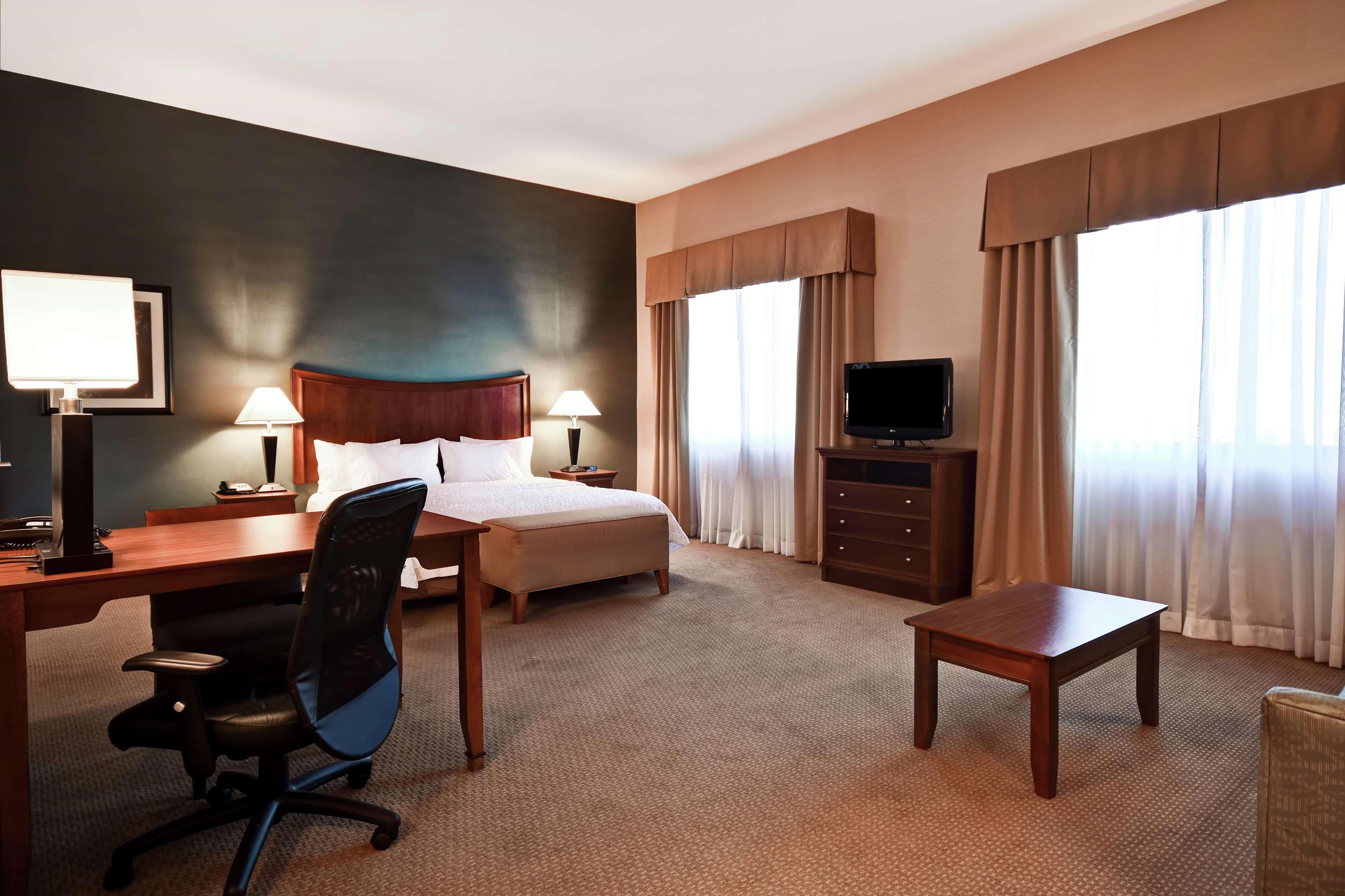 Hampton Inn & Suites Folsom Exteriör bild