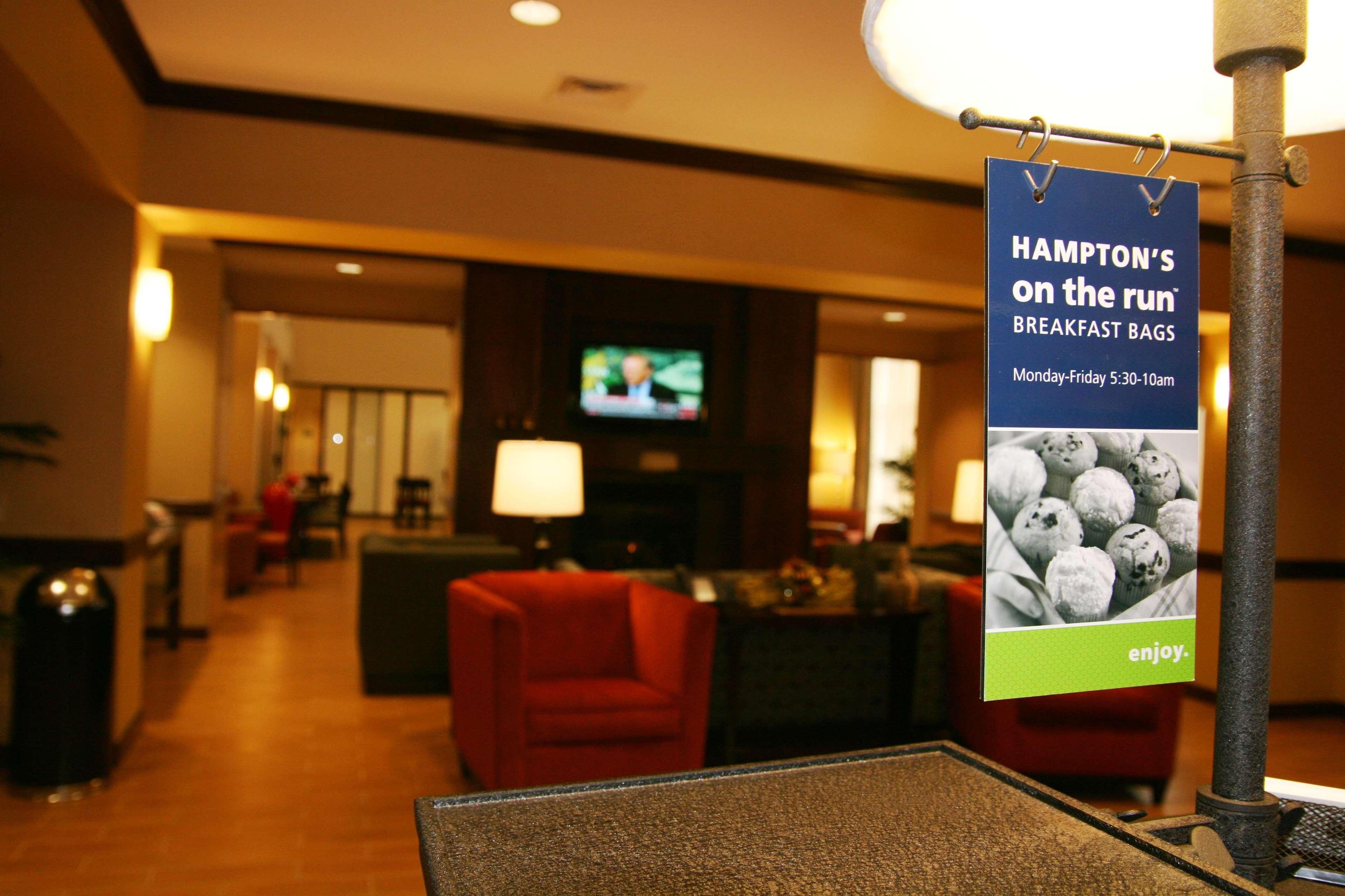 Hampton Inn & Suites Folsom Inreriör bild