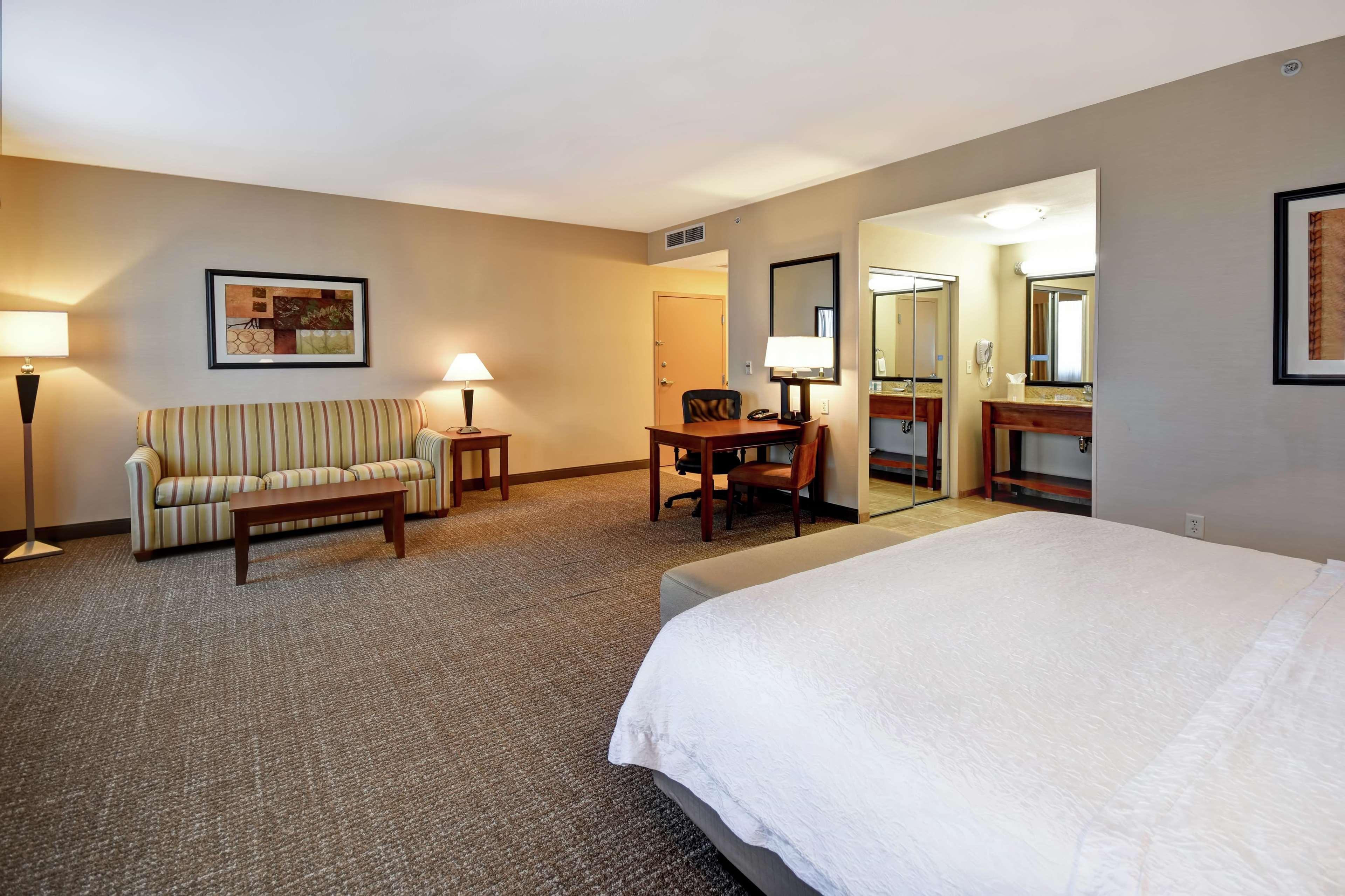 Hampton Inn & Suites Folsom Exteriör bild