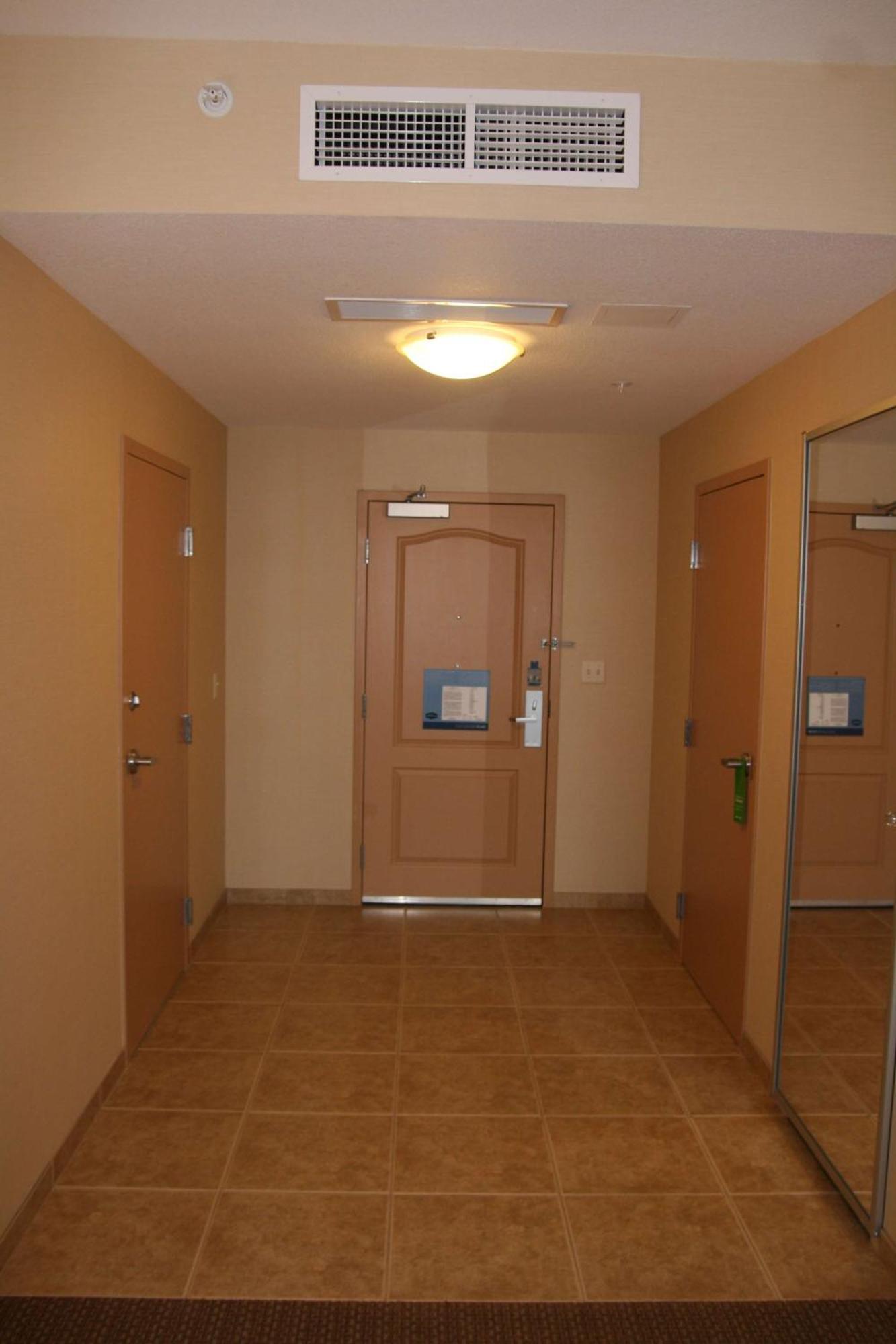 Hampton Inn & Suites Folsom Inreriör bild