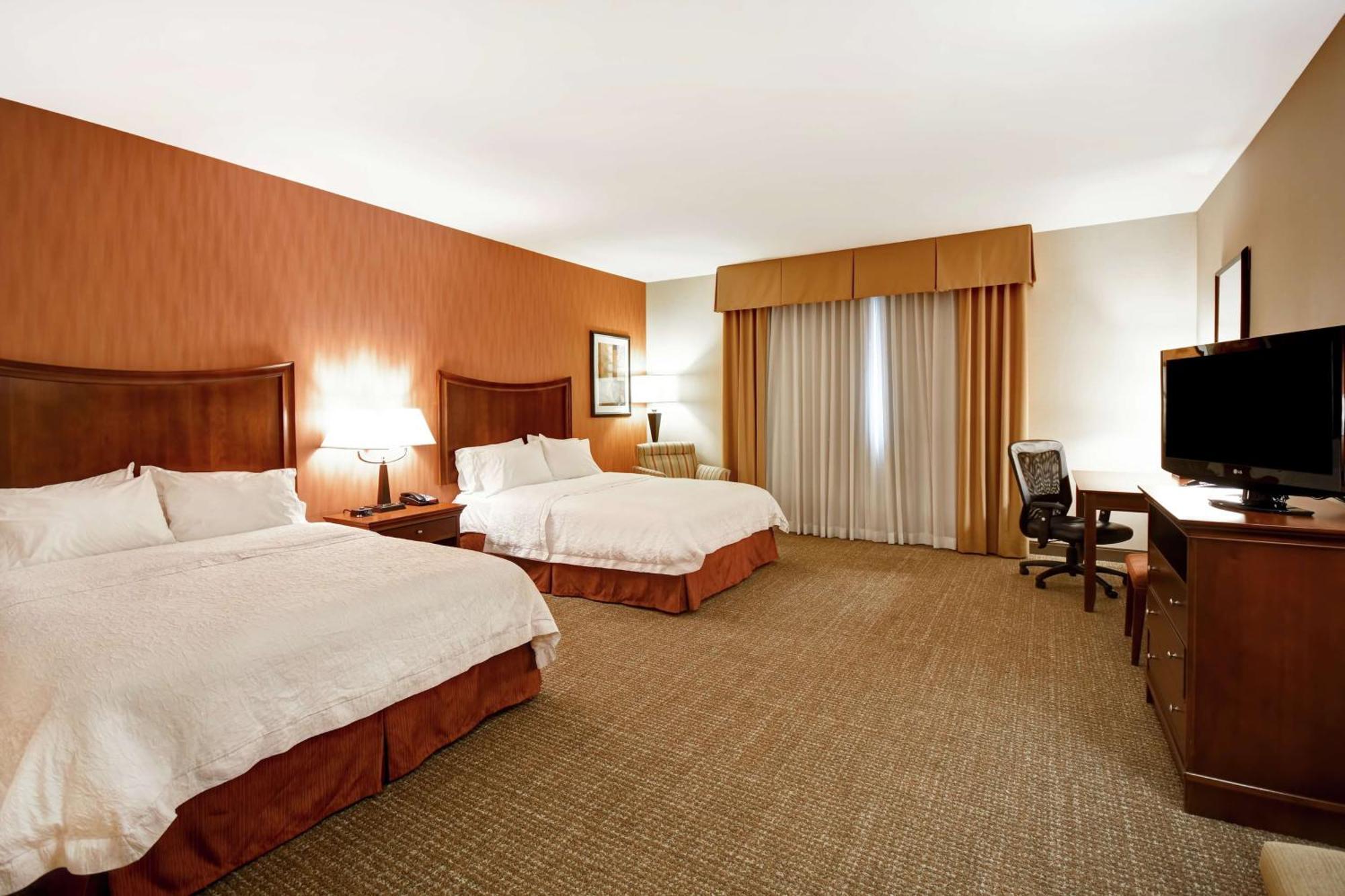 Hampton Inn & Suites Folsom Exteriör bild