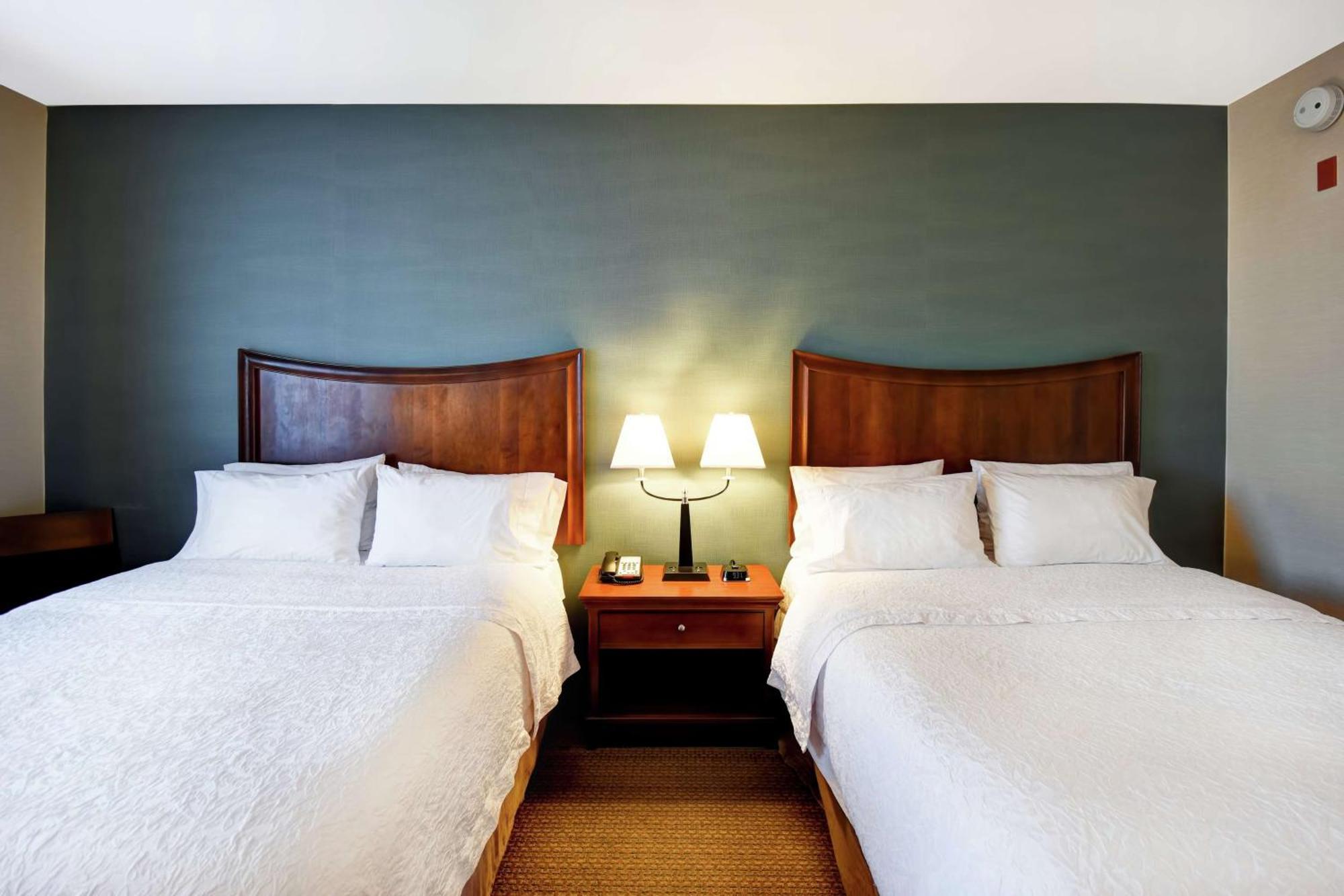 Hampton Inn & Suites Folsom Exteriör bild